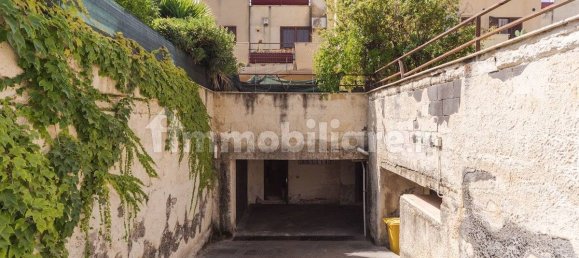 4 bedrooms Villa in Catania, Italy No. 272599 13