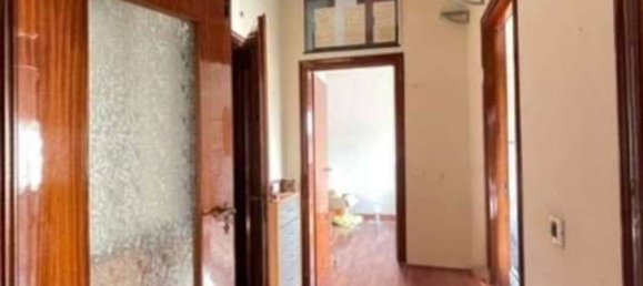 Apartamento de 7 dormitorios en Modena, Italy No. 339273 4