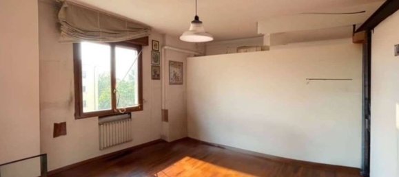 Apartamento de 7 dormitorios en Modena, Italy No. 339273 7
