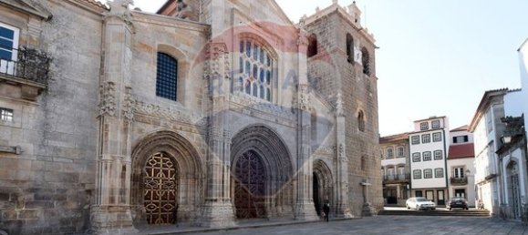 Bâtiment à Lamego, Portugal 1258m² No. 51201 36