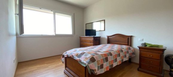 Вилла с 4 комнатами в Сала Болоньезе, Италия № 154722 23