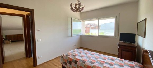 Вилла с 4 комнатами в Сала Болоньезе, Италия № 154722 24