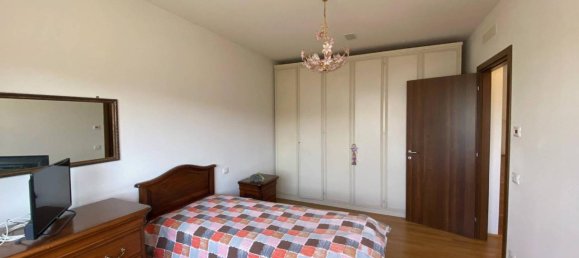 Вилла с 4 комнатами в Сала Болоньезе, Италия № 154722 25