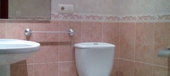 Apartamento de 3 dormitorios en Villamayor, Spain No. 71144 4
