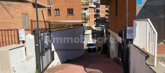 Коммерческая недвижимость с 5 комнатами в Рим, Италия № 140902 17