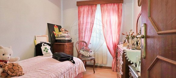 3 bedrooms House in Maia, Portugal No. 187688 17