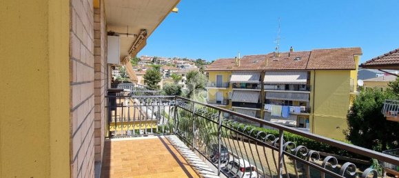 3 chambres Appartement à Monteprandone, Italy No. 299961 15