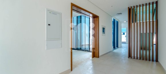 5 bedrooms Villa in Yas Island, UAE No. 6495 7