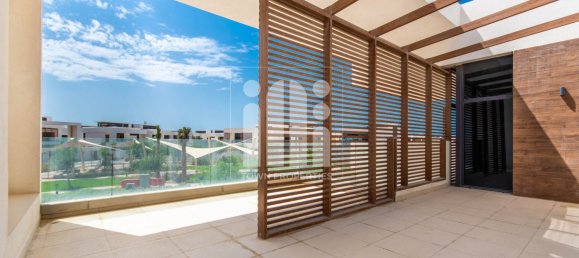 5 bedrooms Villa in Yas Island, UAE No. 6495 17