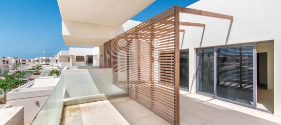 5 bedrooms Villa in Yas Island, UAE No. 6495 15