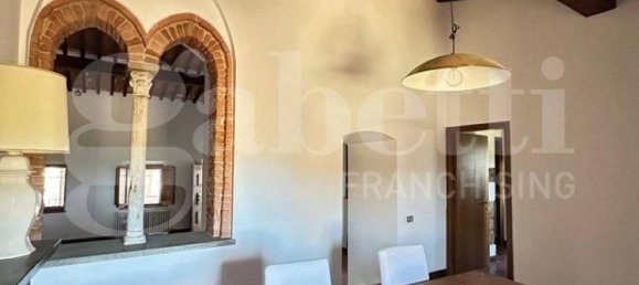 2 bedrooms Apartment in Siena, Italy No. 301014 3