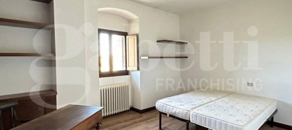 2 bedrooms Apartment in Siena, Italy No. 301014 8