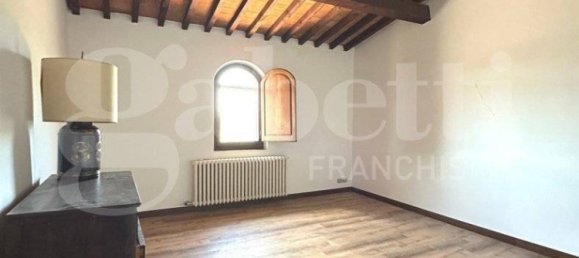 2 bedrooms Apartment in Siena, Italy No. 301014 7