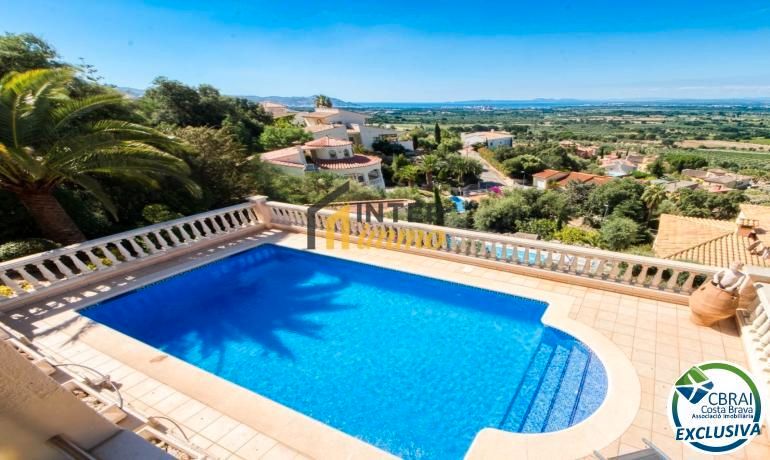 3 bedrooms House in Palau-saverdera, Spain No. 174005