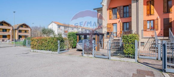 3 Schlafzimmer Haus in Poviglio, Italy, Nr. 282271 37