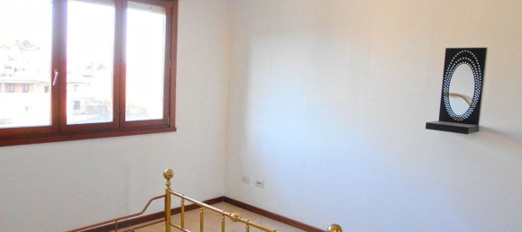 5-Zimmer Wohnung in Sinalunga, Italy, Nr. 200052 9