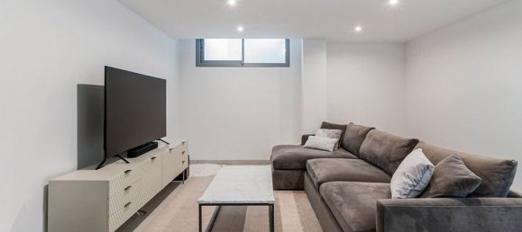 3 Schlafzimmer Villa in Marbella, Spain, Nr. 183919 24