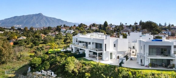 3 Schlafzimmer Villa in Marbella, Spain, Nr. 183919 5