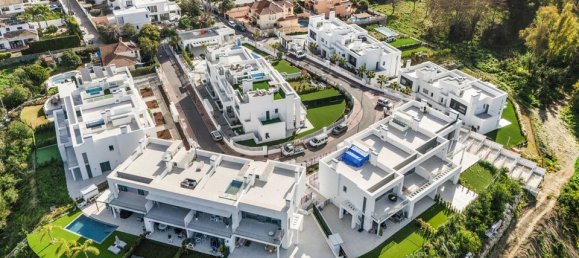 3 Schlafzimmer Villa in Marbella, Spain, Nr. 183919 44