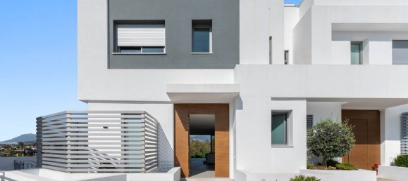 3 Schlafzimmer Villa in Marbella, Spain, Nr. 183919 3