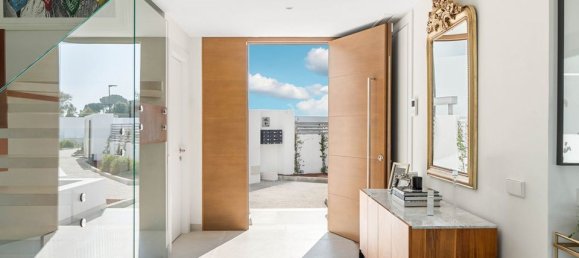 3 Schlafzimmer Villa in Marbella, Spain, Nr. 183919 22