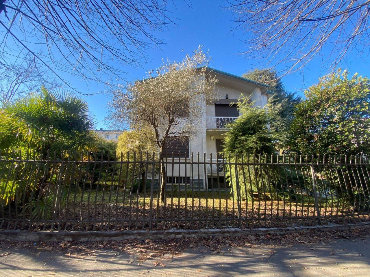 6غرفة فيلا في Barlassina, Italy رقم 79634