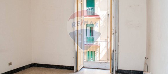 Apartamento de 2 dormitorios en Catania, Italy No. 327989 26