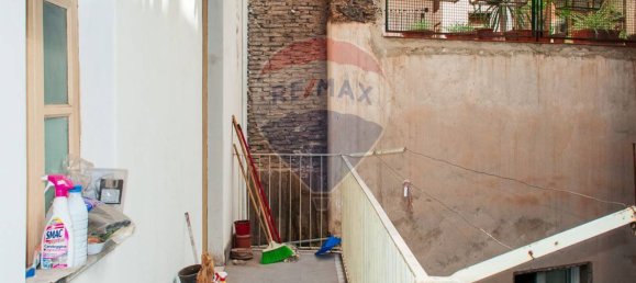 Apartamento de 2 dormitorios en Catania, Italy No. 327989 21