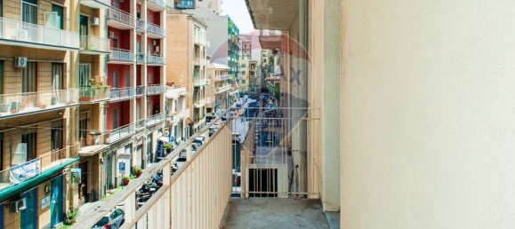 Apartamento de 2 dormitorios en Catania, Italy No. 327989 18