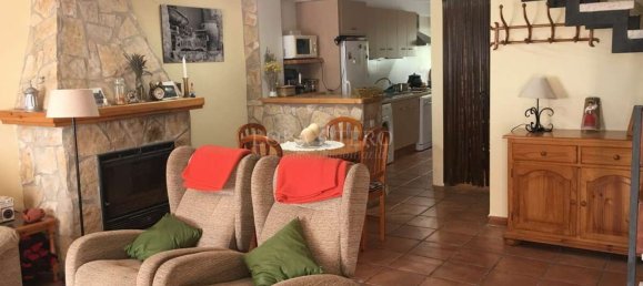 Casa de 3 dormitorios en Castellón, Spain No. 146768 3