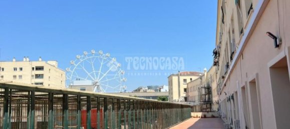 Apartamento de 2 dormitorios en Ciudad Vieja, Spain No. 154323 27