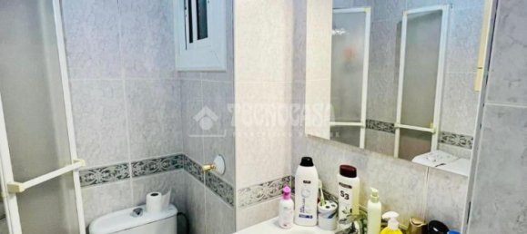 Apartamento de 2 dormitorios en Ciudad Vieja, Spain No. 154323 17