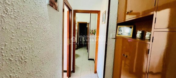 Apartamento de 2 dormitorios en Ciudad Vieja, Spain No. 154323 10