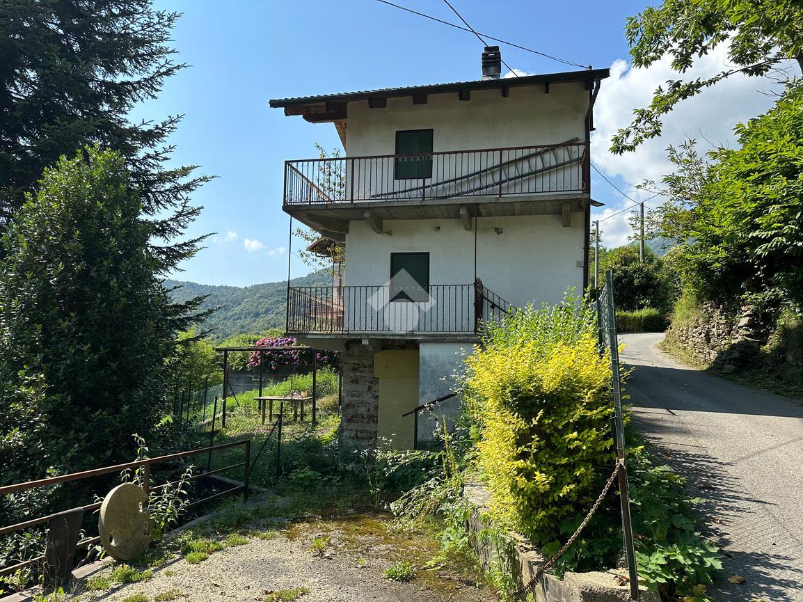 3غرفة منزل في Giaveno, Italy رقم 118404