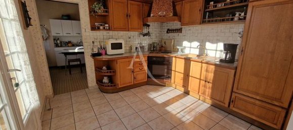 3 bedrooms House in Poiroux, France No. 314551 4