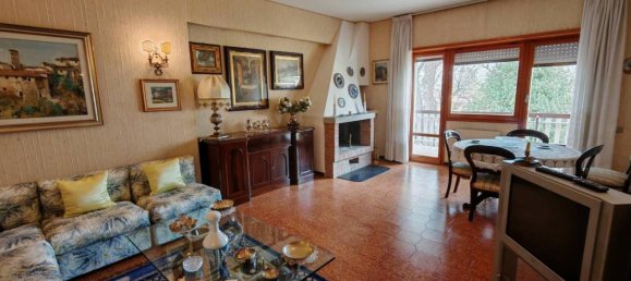 7-Zimmer Penthouse in Marino, Italy, Nr. 40989 7