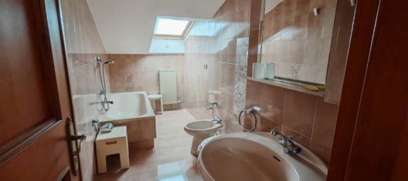 7-Zimmer Penthouse in Marino, Italy, Nr. 40989 29