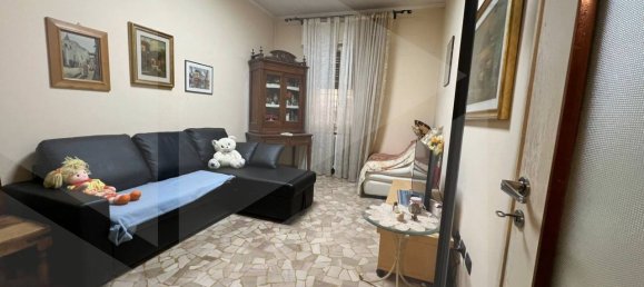 5 rooms Apartment in Bologna, Italy No. 21077 6