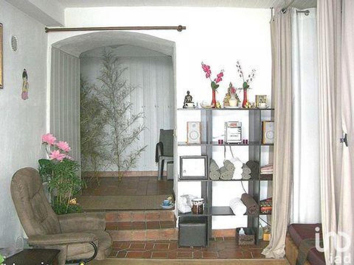 Fabrik in Cannes, France 40m², Nr. 18264