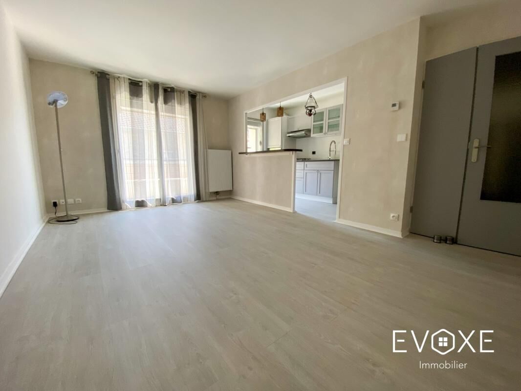 Apartamento T2 em Eaubonne, France N.º 290020