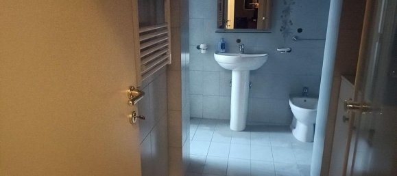 5 غرف نوم شقة في Carrara, Italy رقم 380326 18