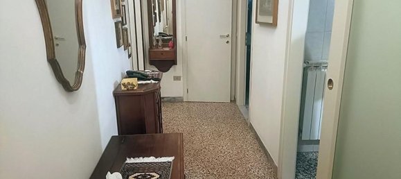 5 غرف نوم شقة في Carrara, Italy رقم 380326 2