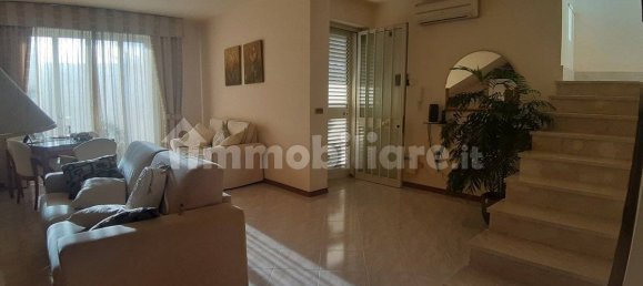 3 bedrooms Villa in Messina, Italy No. 147056 5