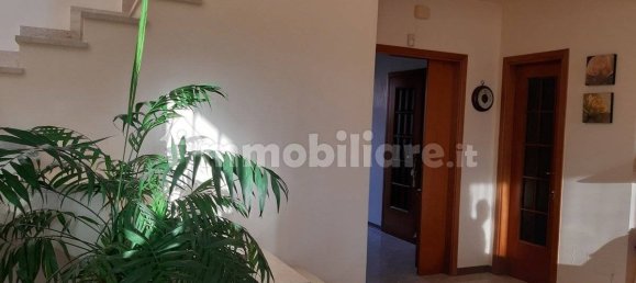 3 bedrooms Villa in Messina, Italy No. 147056 4