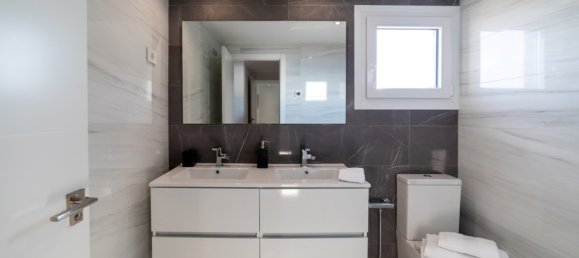 2 bedrooms Apartment in Punta Prima, Spain No. 3622 16