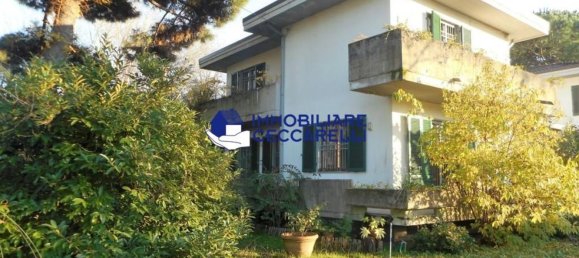 8-salle Villa à Massa, Italy No. 49407 25