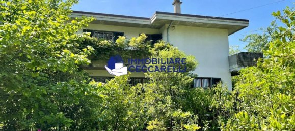 8-salle Villa à Massa, Italy No. 49407 23