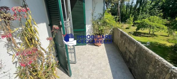 8-salle Villa à Massa, Italy No. 49407 18