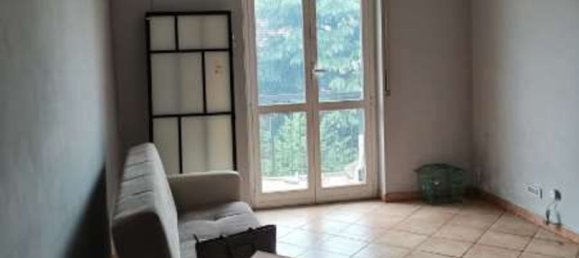 3 rooms Apartment in Cinisello Balsamo, Italy No. 6575 11