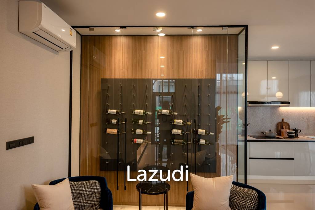 5 bedrooms Cafe / restaurant in Bangkok, Thailand No. 17696